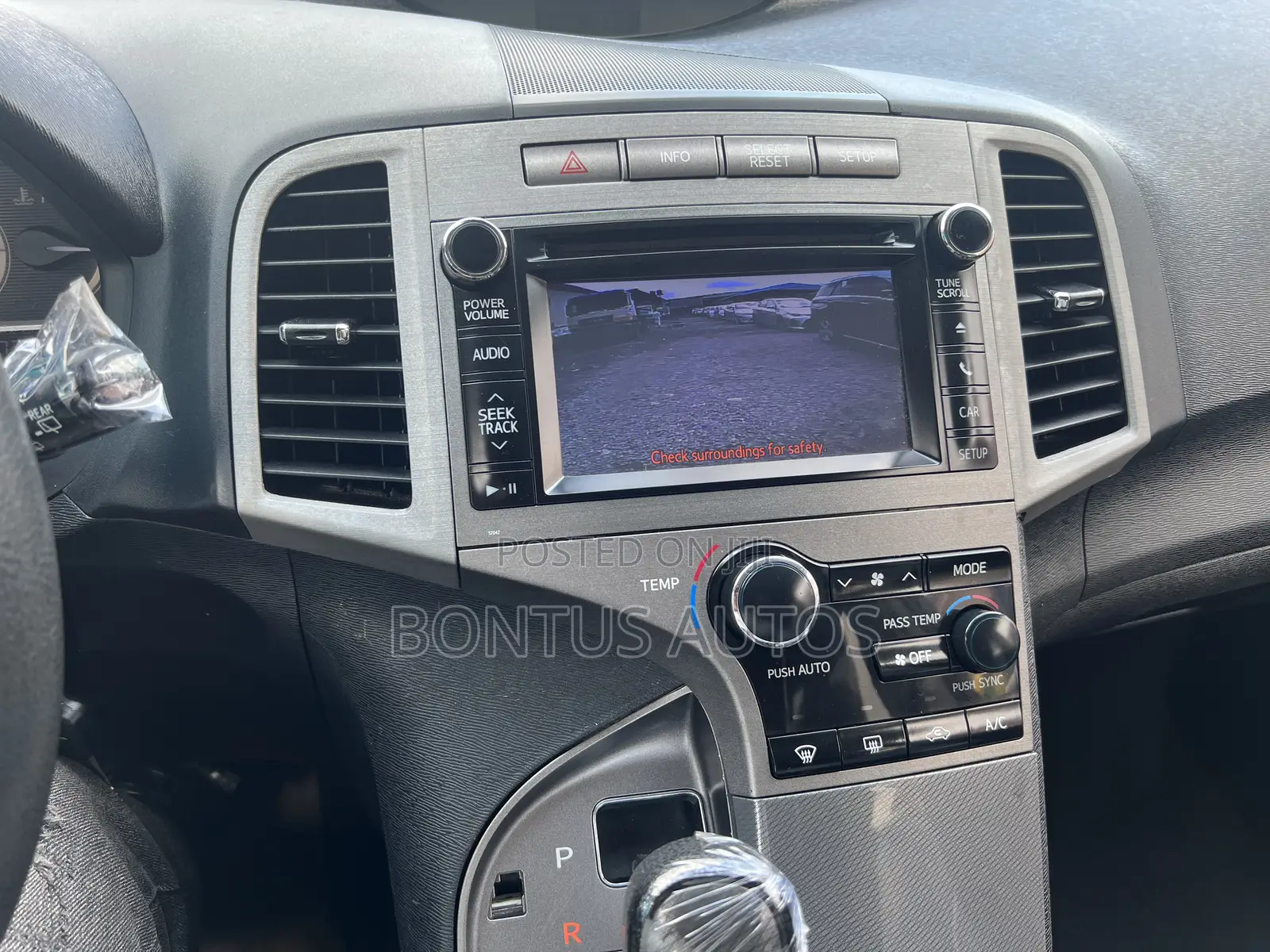 Toyota Venza LE AWD 2013 Gray