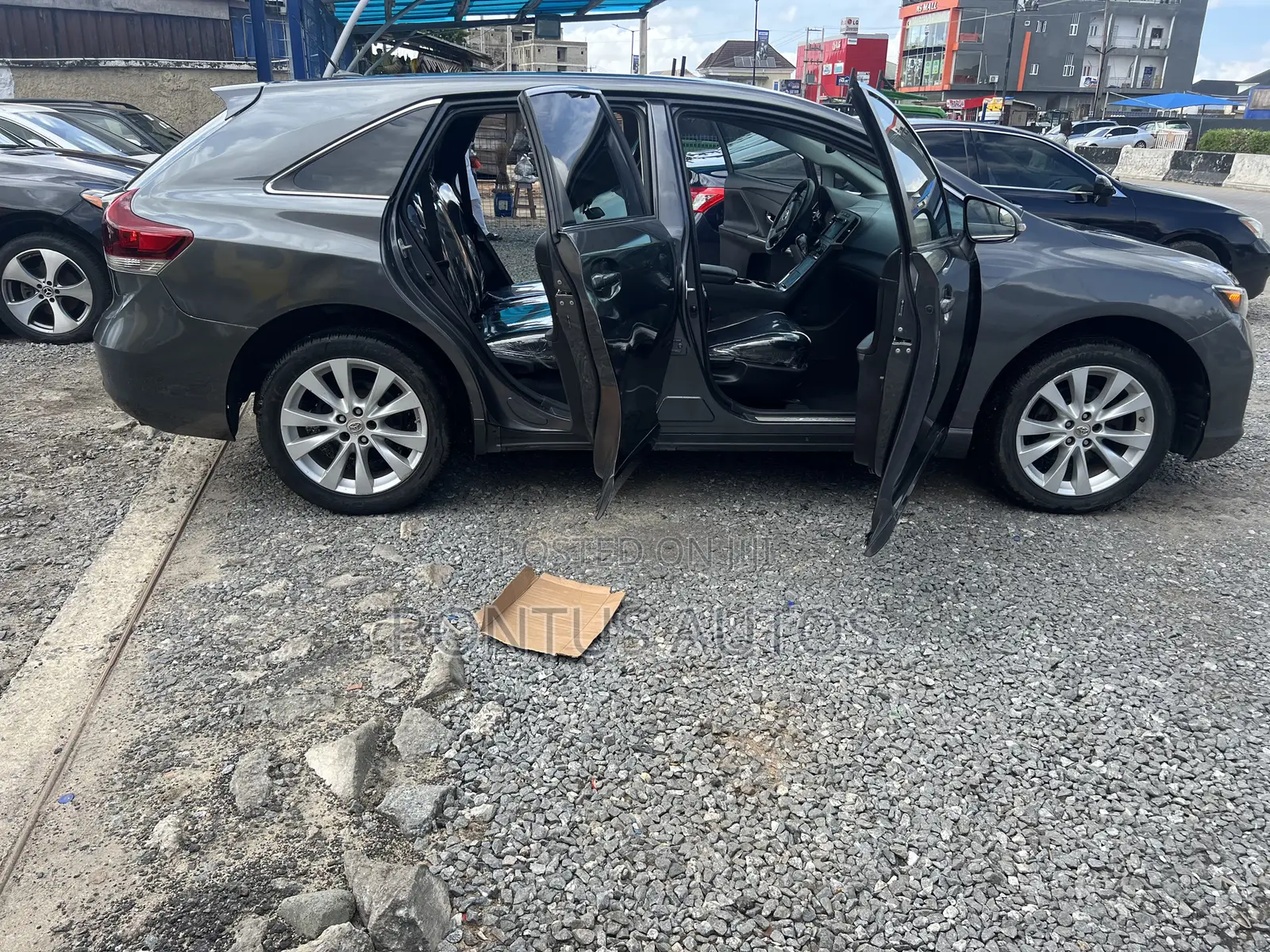 Toyota Venza LE AWD 2013 Gray