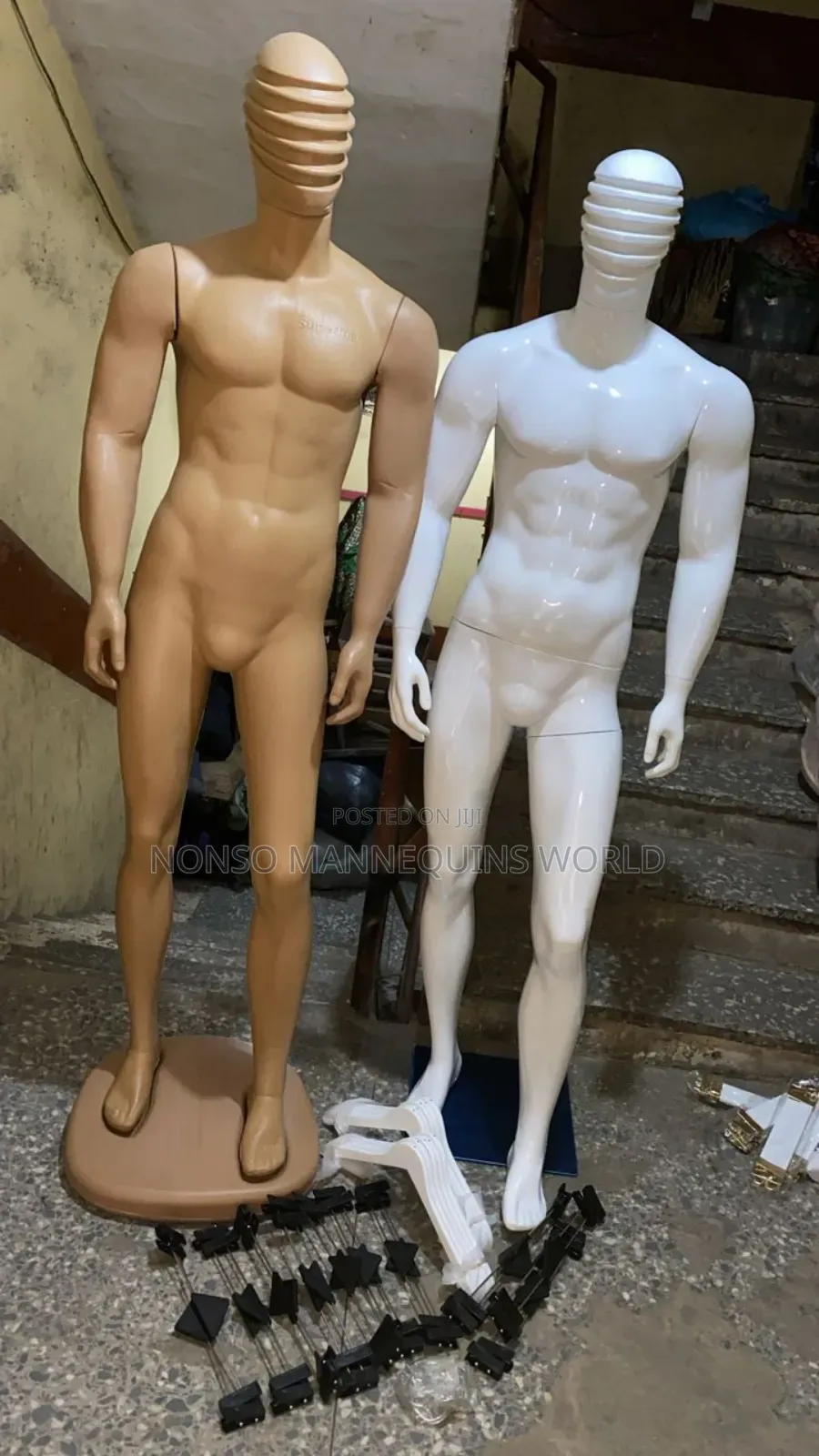 Huge Spider Face White Dummy Me
