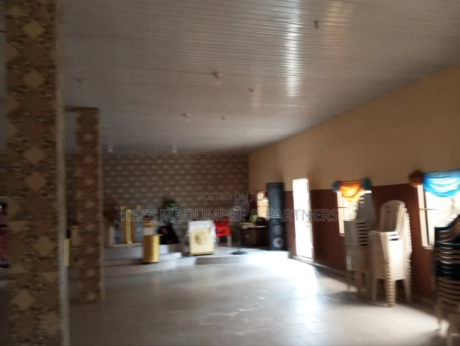For Sale : Church Hall With 1 Bedr Flat at Eliparanwo
