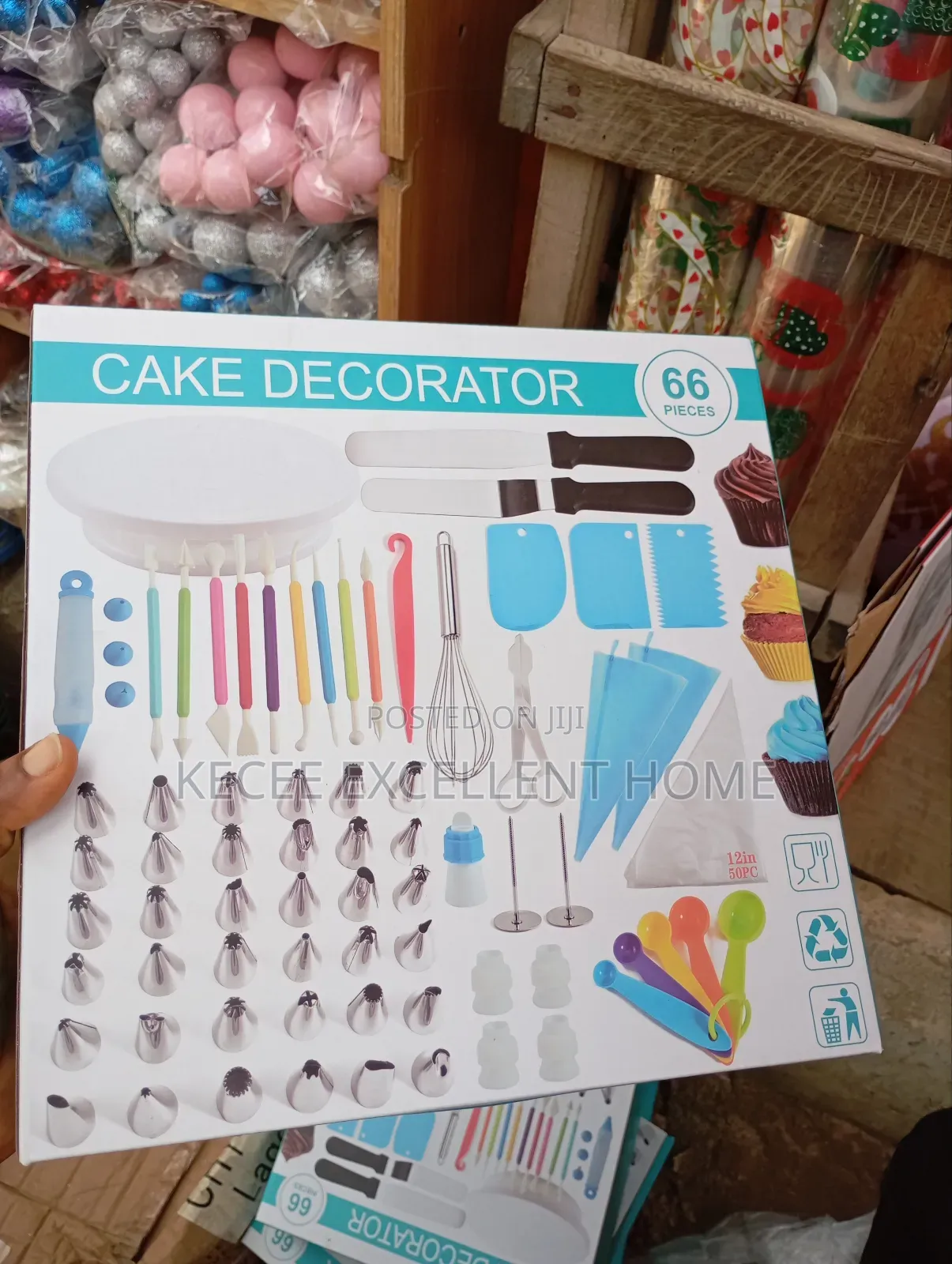 Cake Decorator