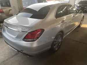 Mercedes-Benz C300 Base AWD 4Matic Sedan (2.0L 4cyl 7A) 2015 Silver