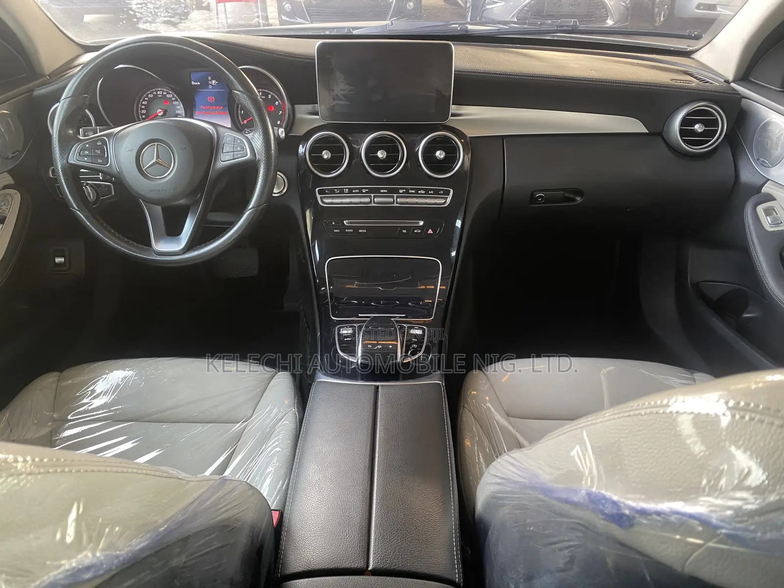 Mercedes-Benz C300 Base AWD 4Matic Sedan (2.0L 4cyl 7A) 2015 Silver