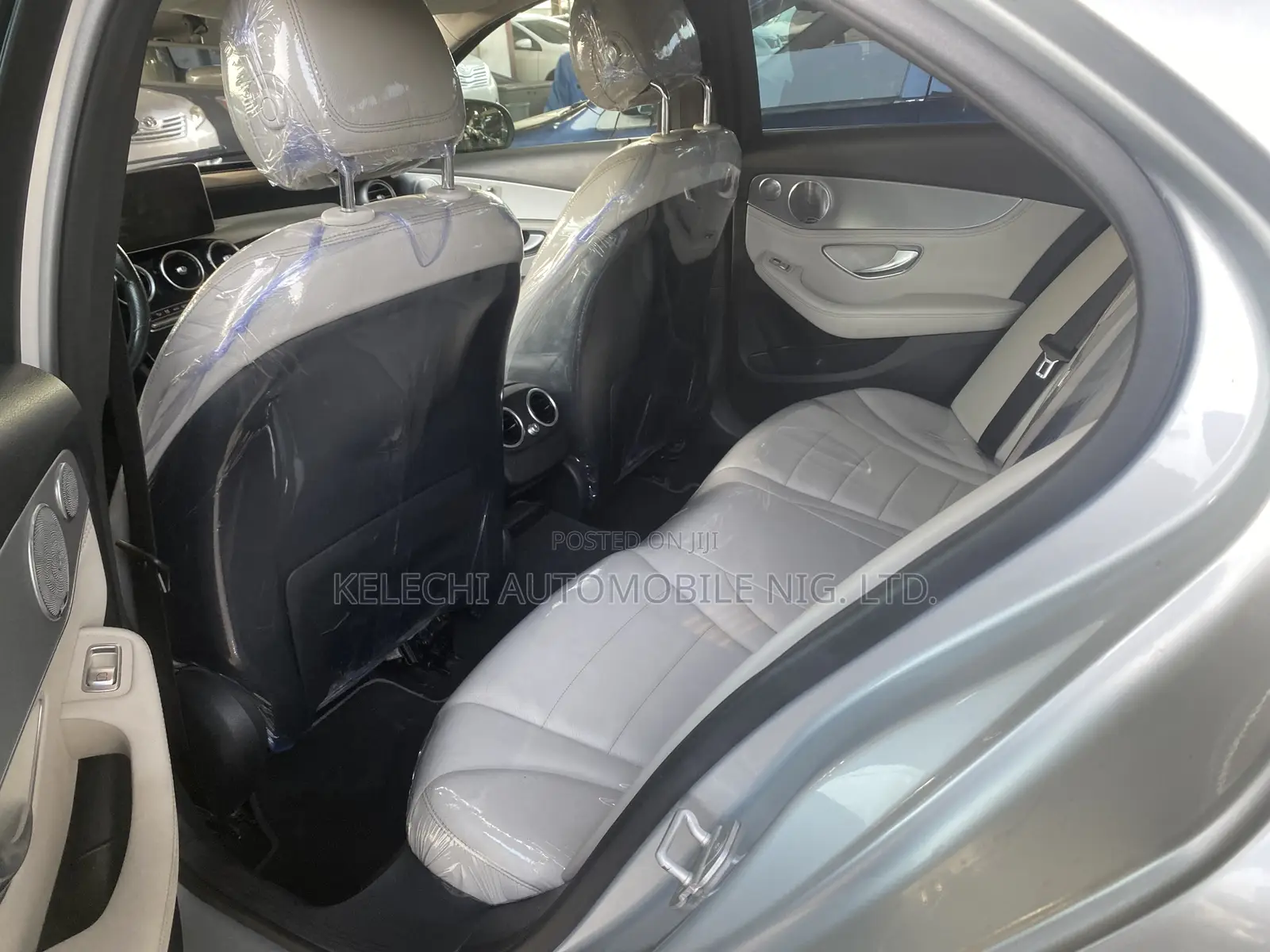 Mercedes-Benz C300 Base AWD 4Matic Sedan (2.0L 4cyl 7A) 2015 Silver