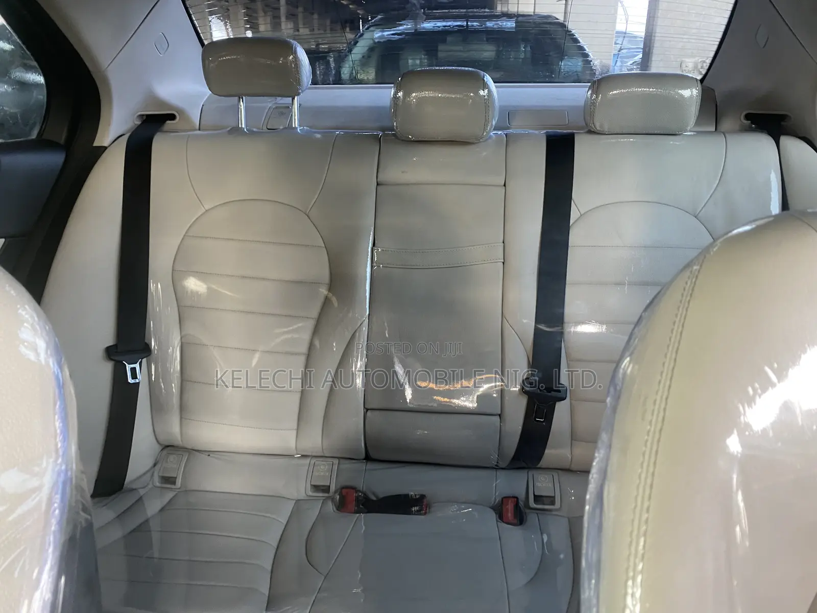 Mercedes-Benz C300 Base AWD 4Matic Sedan (2.0L 4cyl 7A) 2015 Silver