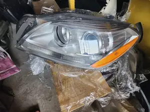ML350 2013 Left Side Headlight