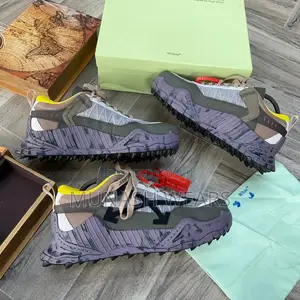 Offwhite Sneakers