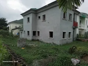 3bdrm Duplex in Lifecamp for sale