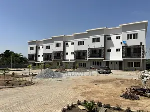 5bdrm Townhouse/Terrace in Durumi for Sale