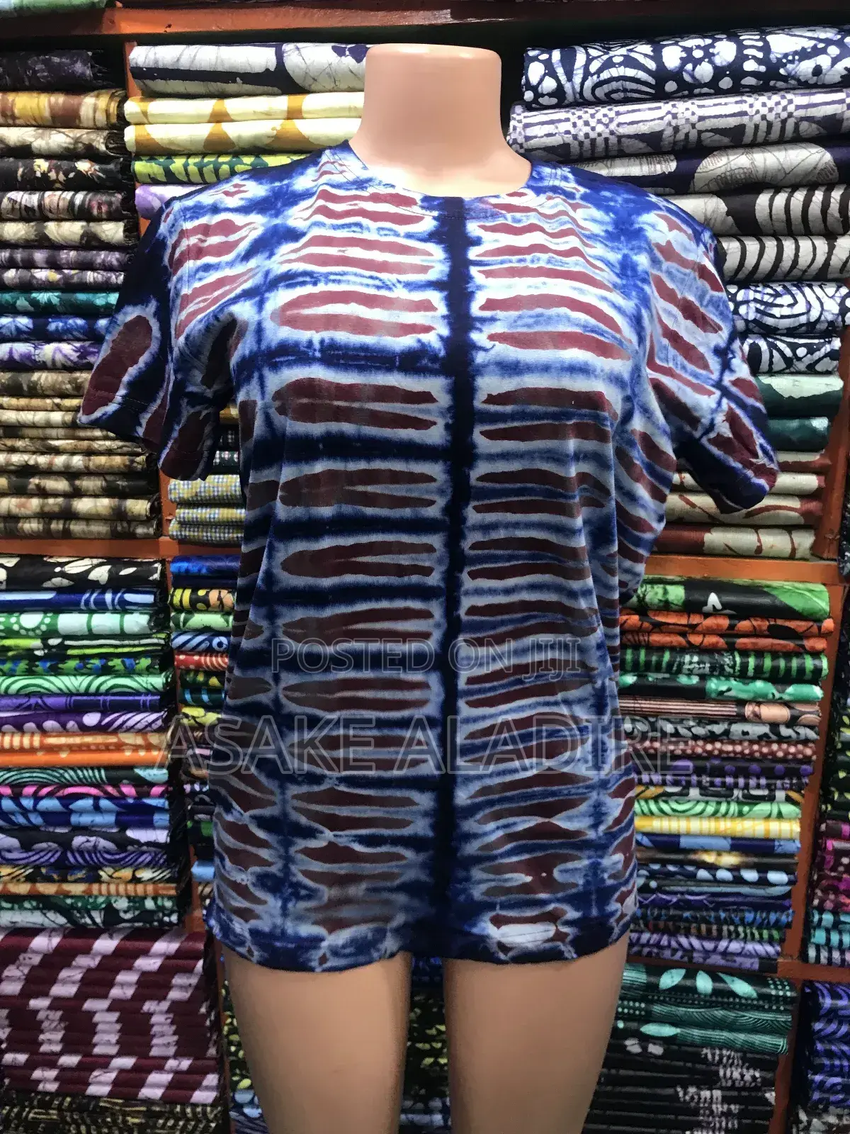 Adire Roundneck