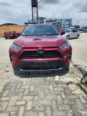 Toyota RAV4 XLE Premium AWD 2020 Red