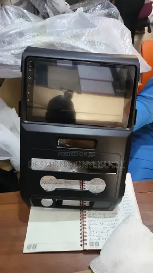 Photo - Ford F-150 Android Player+Reverse Camera