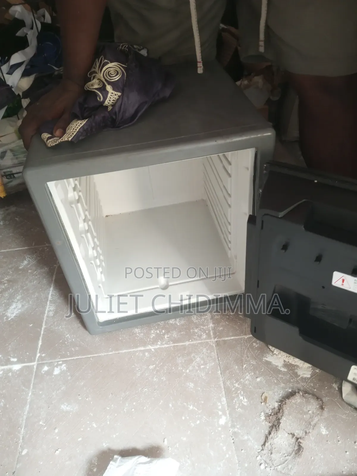 A Qualityi Iron Fire Proof Save
