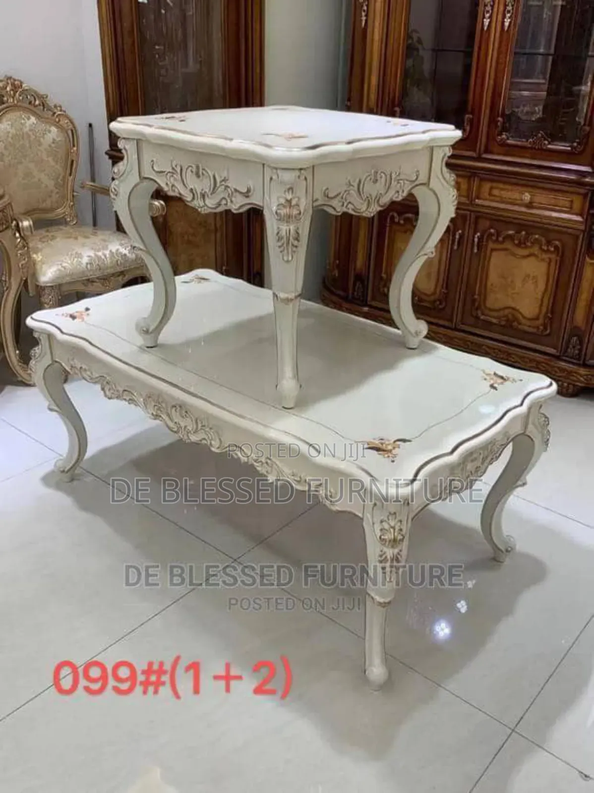 Roral Center Table And Side Stools