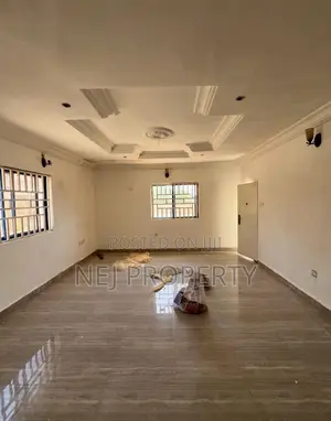 3bdrm Bungalow in Gwarinpa for sale