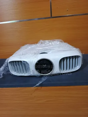 FULL HD Wireless Projector. Clean UK USED. Home Cinema