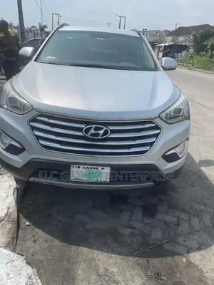 Dm for Hyundai Santa Fe 2015 Windscreen Glass Available Now