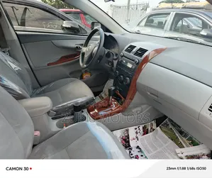 Toyota Corolla LE 4dr Sedan (1.8L 4cyl 4A) 2010 Green