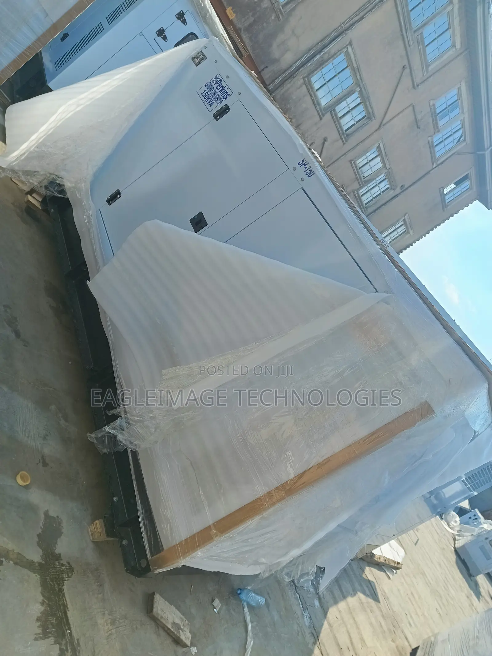 The Robust Perkins 150kva DIESEL Soundproof Generator