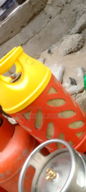 Easy Carry Petrocam Cylinder Gas 12.5kg