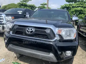 Toyota Tacoma 2013 Black
