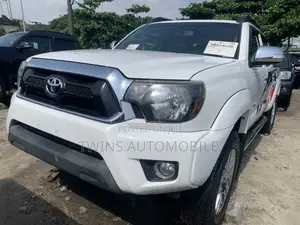Toyota Tacoma 2014 White