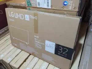 LG Smart View 32 Inches TV With Netflix + Wifi (32uq70)