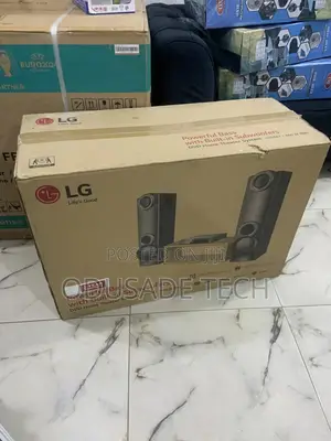 Photo - Surround Pro 600W LG Powerful Bass With Built in Subwoofers