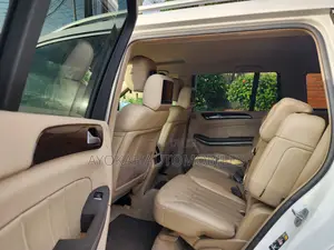 Mercedes-Benz GL-Class GL450 4MATIC 4dr SUV AWD (4.7L 8cyl Turbo 7A)