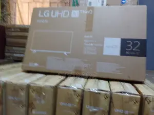 Original LG Smart 32 Inches TV ( 1 Yr Waranty) 32uq70