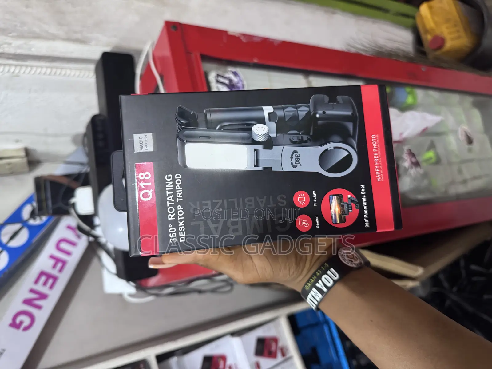 Q18 Desktop Gimbal Stabilizer With Smart Tracking Mode
