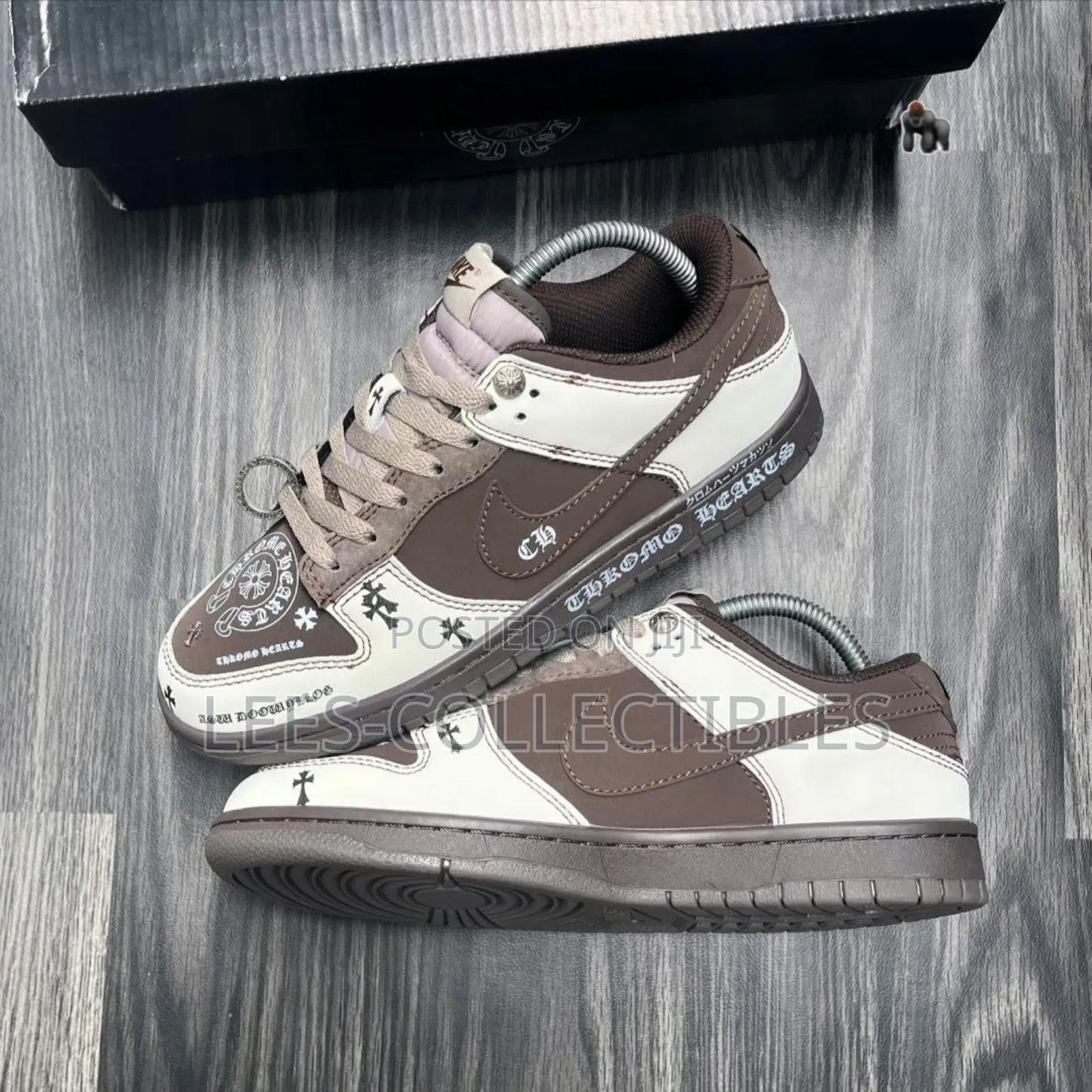 Quality Nike Chrome Sneakers