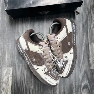 Quality Nike Chrome Sneakers
