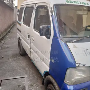 Suzuki Every 2010 White