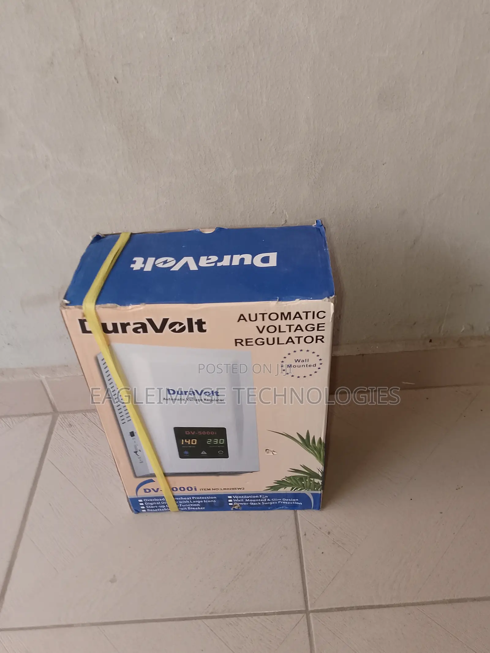 Sleek Duravolt 5000W Wallmounted Automatic Voltage Regulator