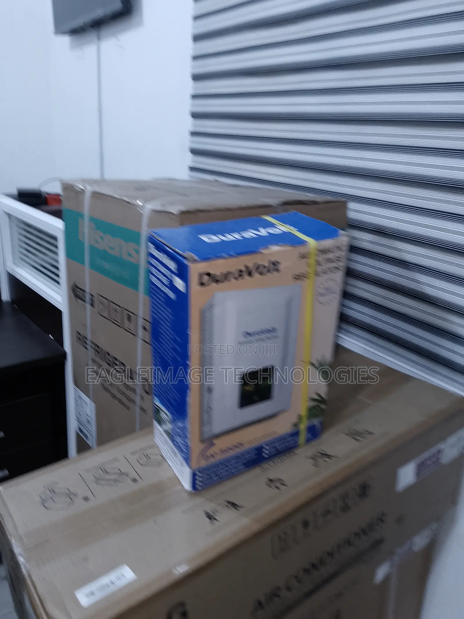 High Accurancy Duravolt Wall Mounted Voltage Regulator