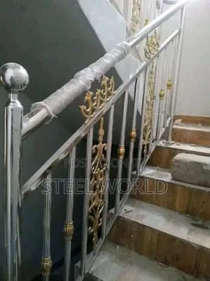 Gold Flower Ball Design