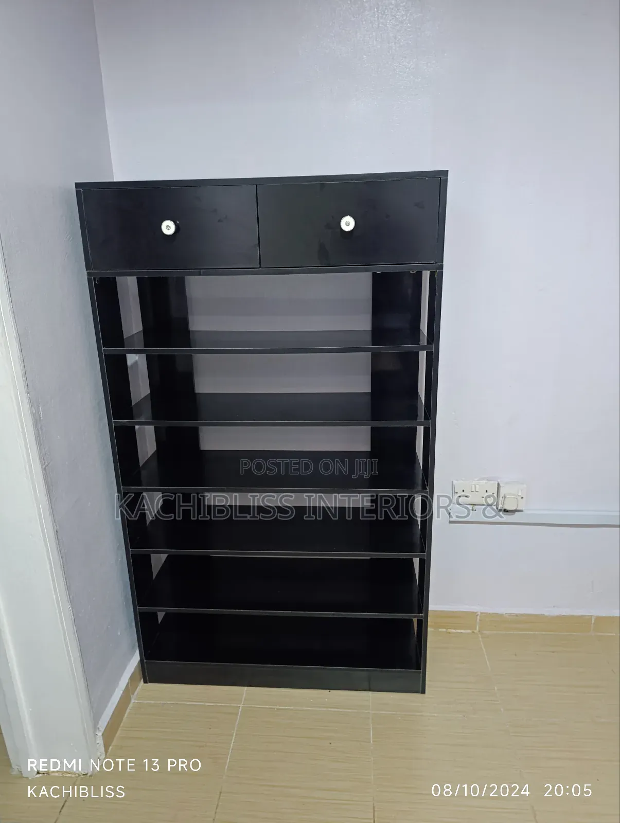 Beautiful Shoe Rack 2