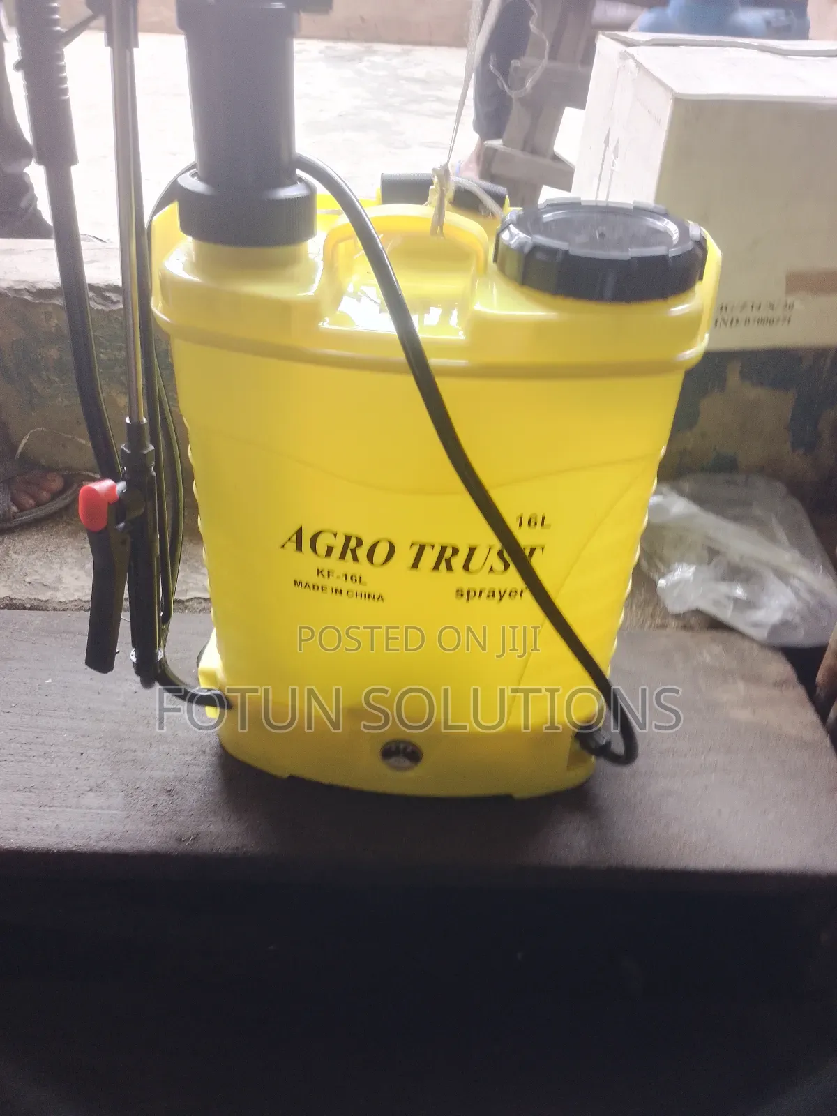 Battery Spray Machine