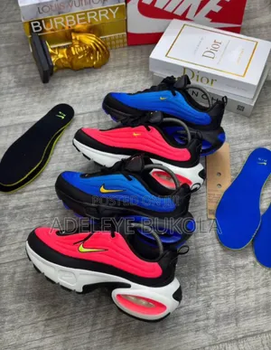 Nike Sneakers