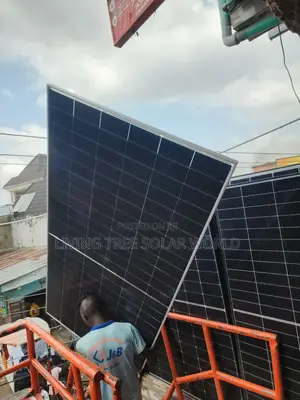 Original 550wat Canadian Solar Panels Available