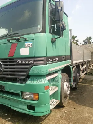Photo - Mercedes Benz Actros Open Body Truck 10 Tyres Tokunbo
