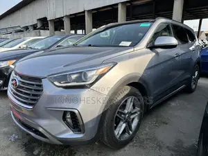 Hyundai Santa Fe Limited Ultimate AWD 2018 Gray