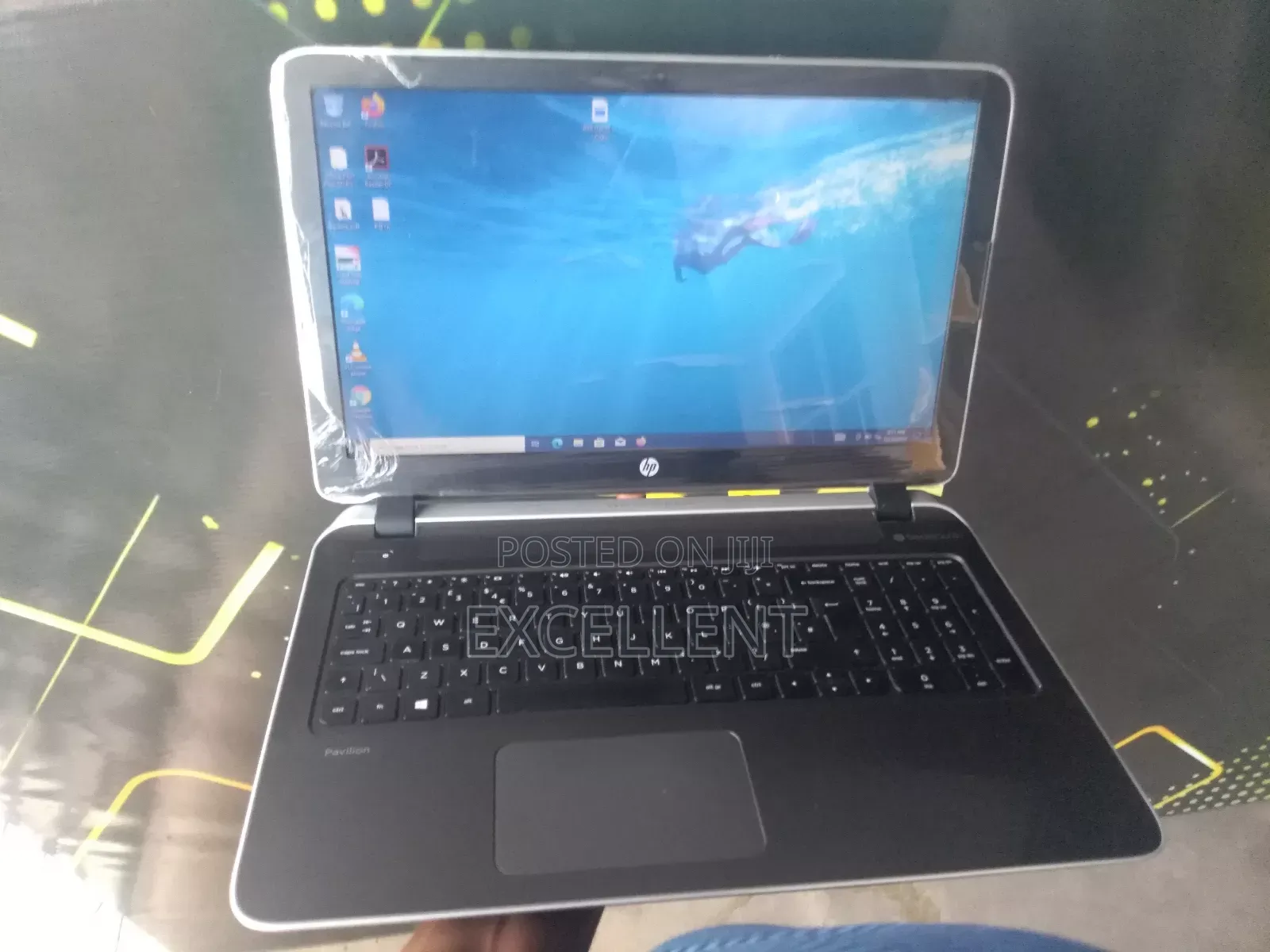 Laptop HP Pavilion 15 8GB AMD A10 HDD 500GB