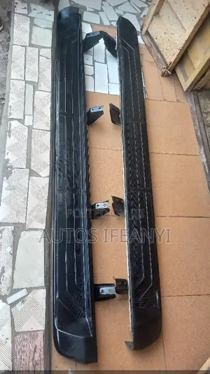 Side Step Toyota Tundra 2018 Available