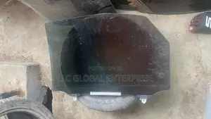Dm for Back Door Glass for Rx 350 2015 Available Now