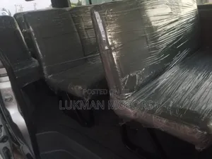 Toyota HiAce 2013 Silver