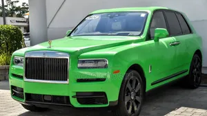 Rolls-Royce Cullinan 2024 Green