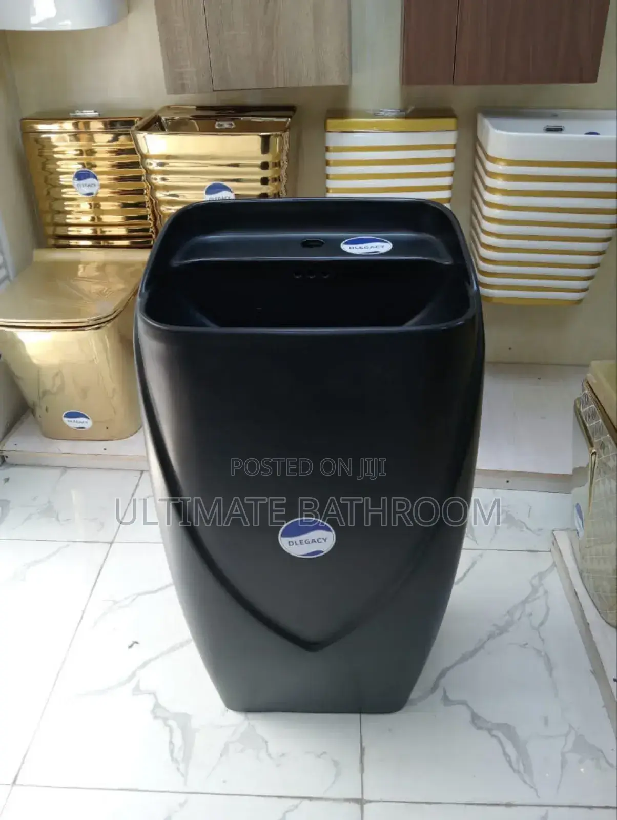 Stand Alone Mat Black Basin