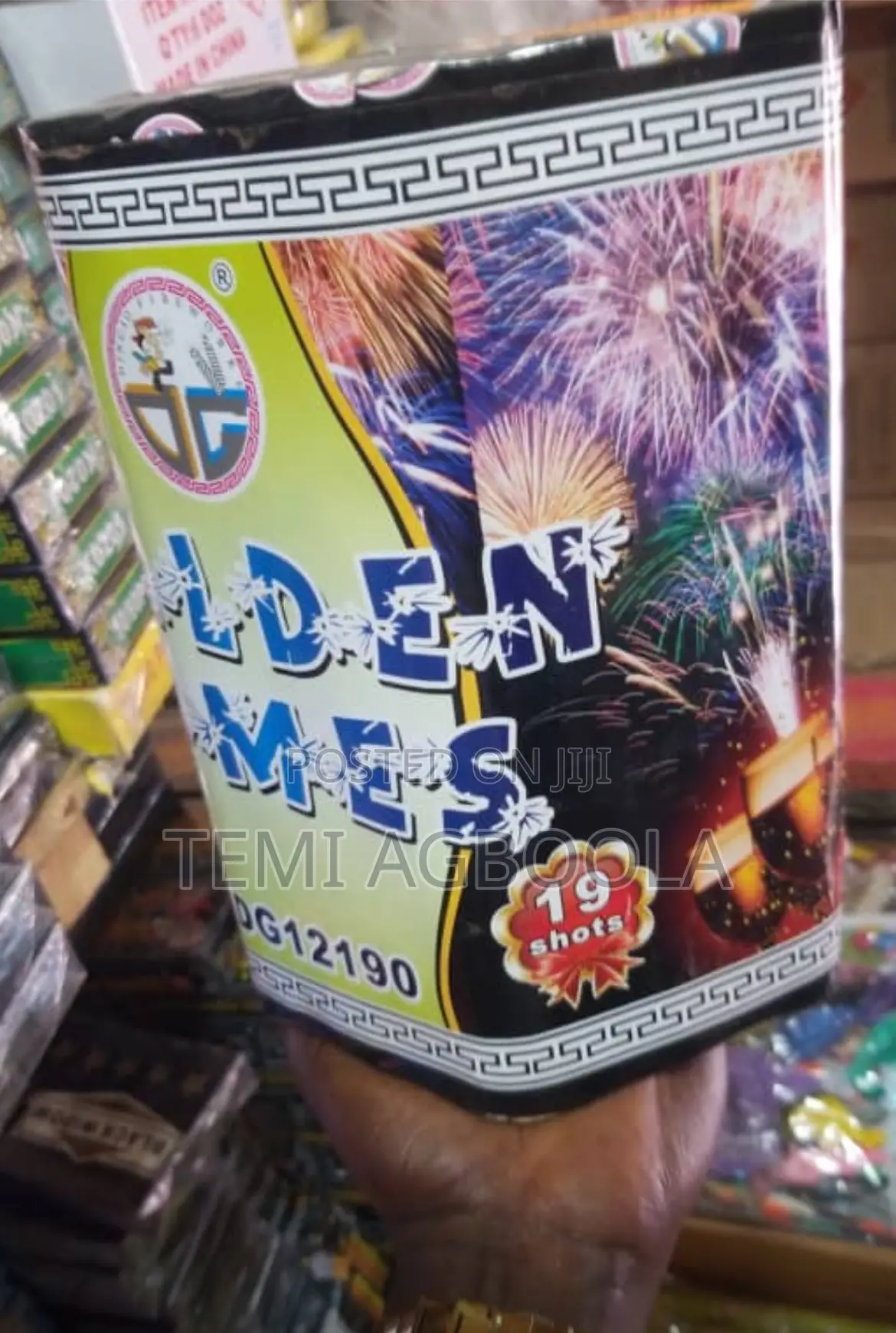 19shots Fireworks With Display